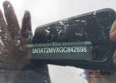 2016 Nissan Rogue S z USA, uszkodzony, nr VIN 5N1AT2MVXGC842698